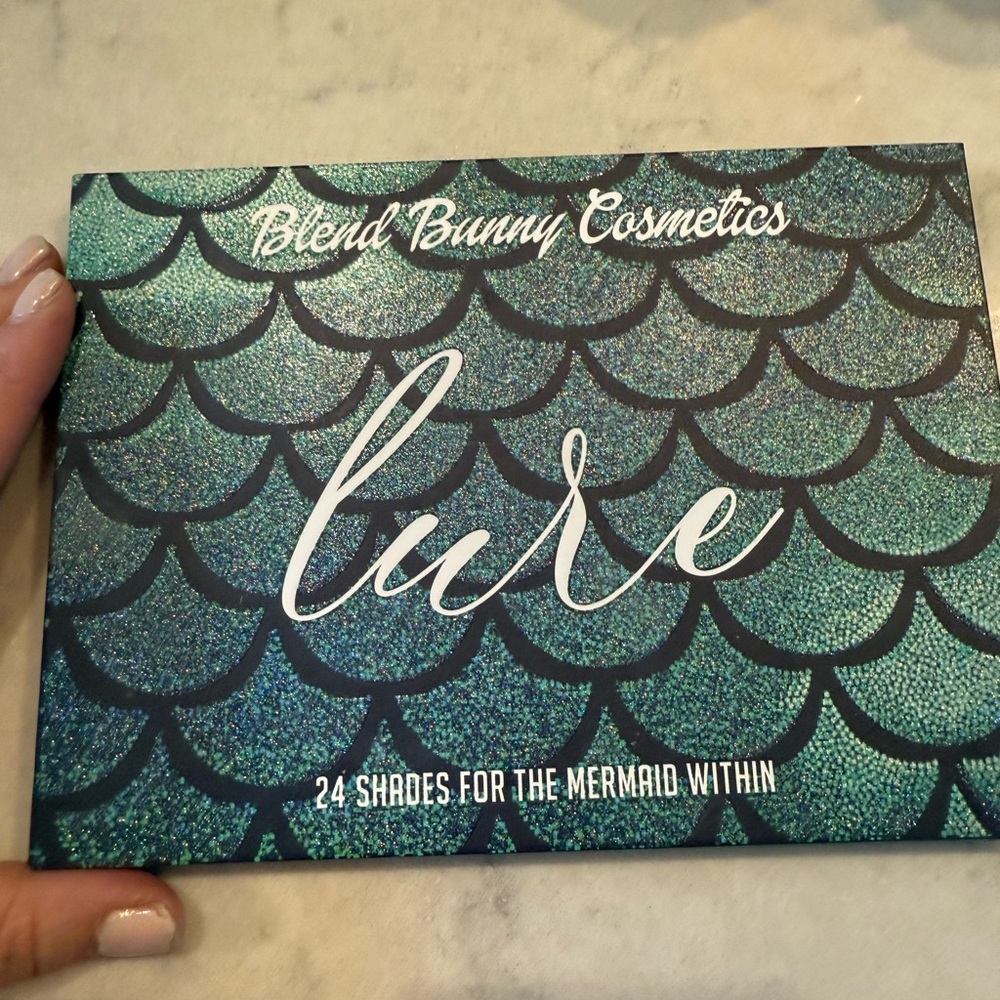 Blend Bunny eye shadow palette